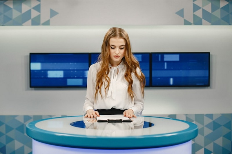 На 367 тысяч рублей обманул волонтеров мошенник из Курска